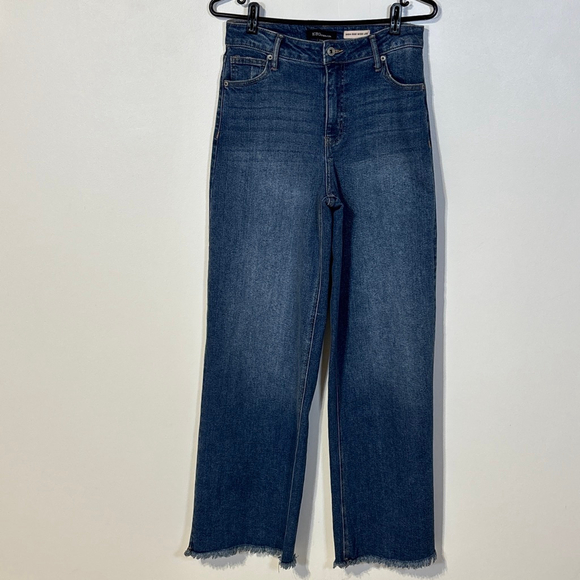 BCBGeneration Blue High Rise Wide Leg Jeans Women’s Size 7 / 28 Zipper Fly - Picture 3 of 14